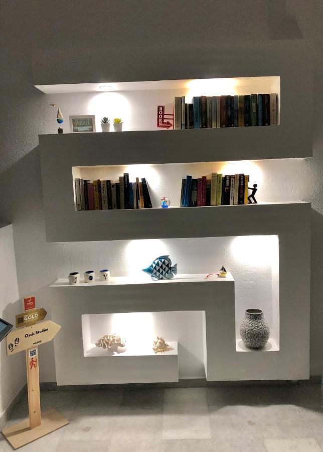 Oasis Studios Mikri Vigla Luaran gambar