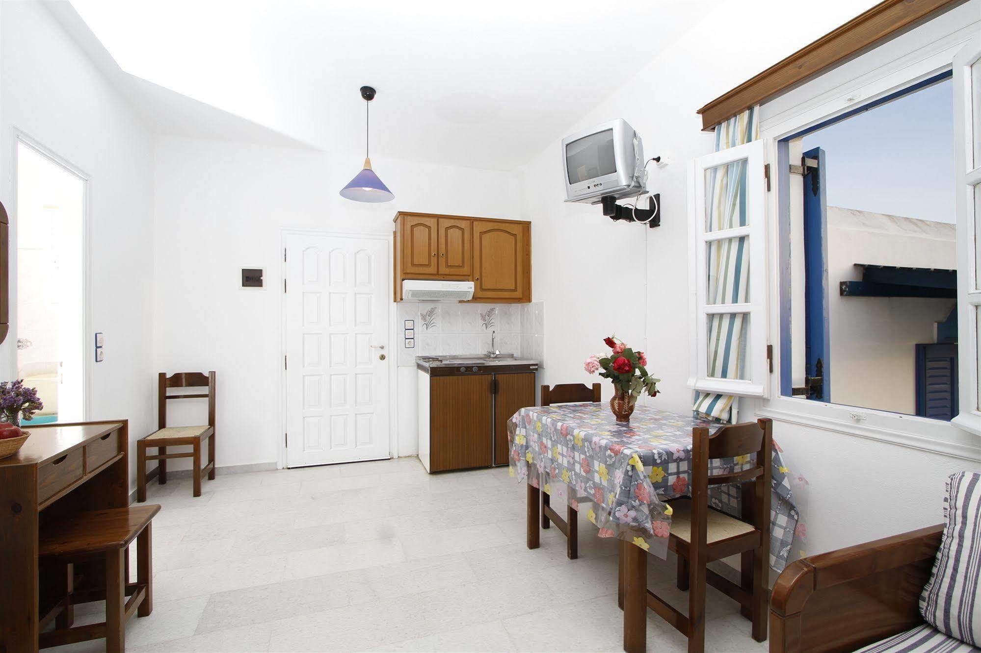 Oasis Studios Mikri Vigla Luaran gambar