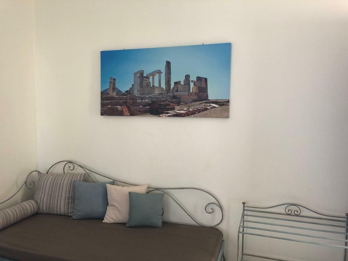 Oasis Studios Mikri Vigla Bilik gambar